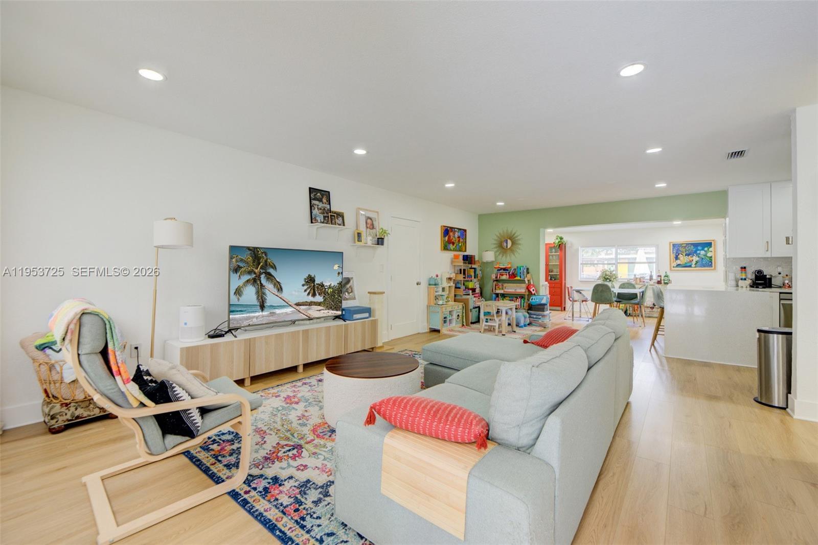 1765 NE 145th Street, Miami, FL 33181 photo 9