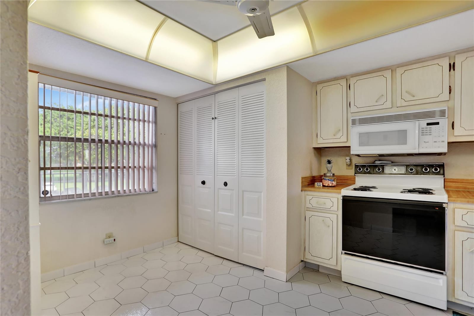 1480 NW 80th Avenue 202 — photo 11