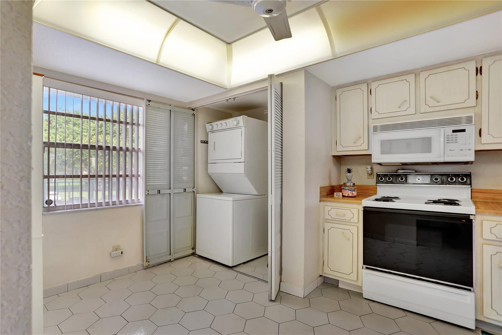 1480 NW 80th Avenue 202 — photo 12