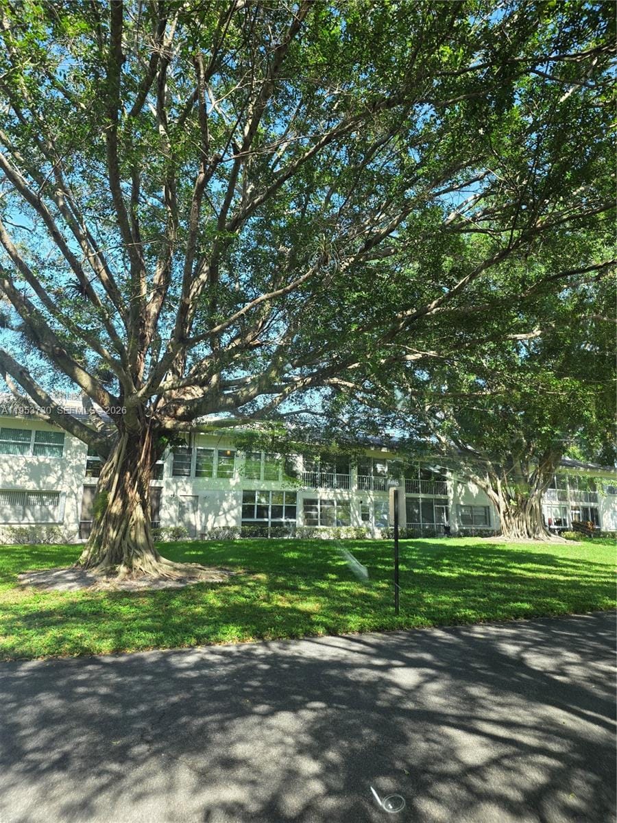 2612 Nassau Bend E2 — photo 11