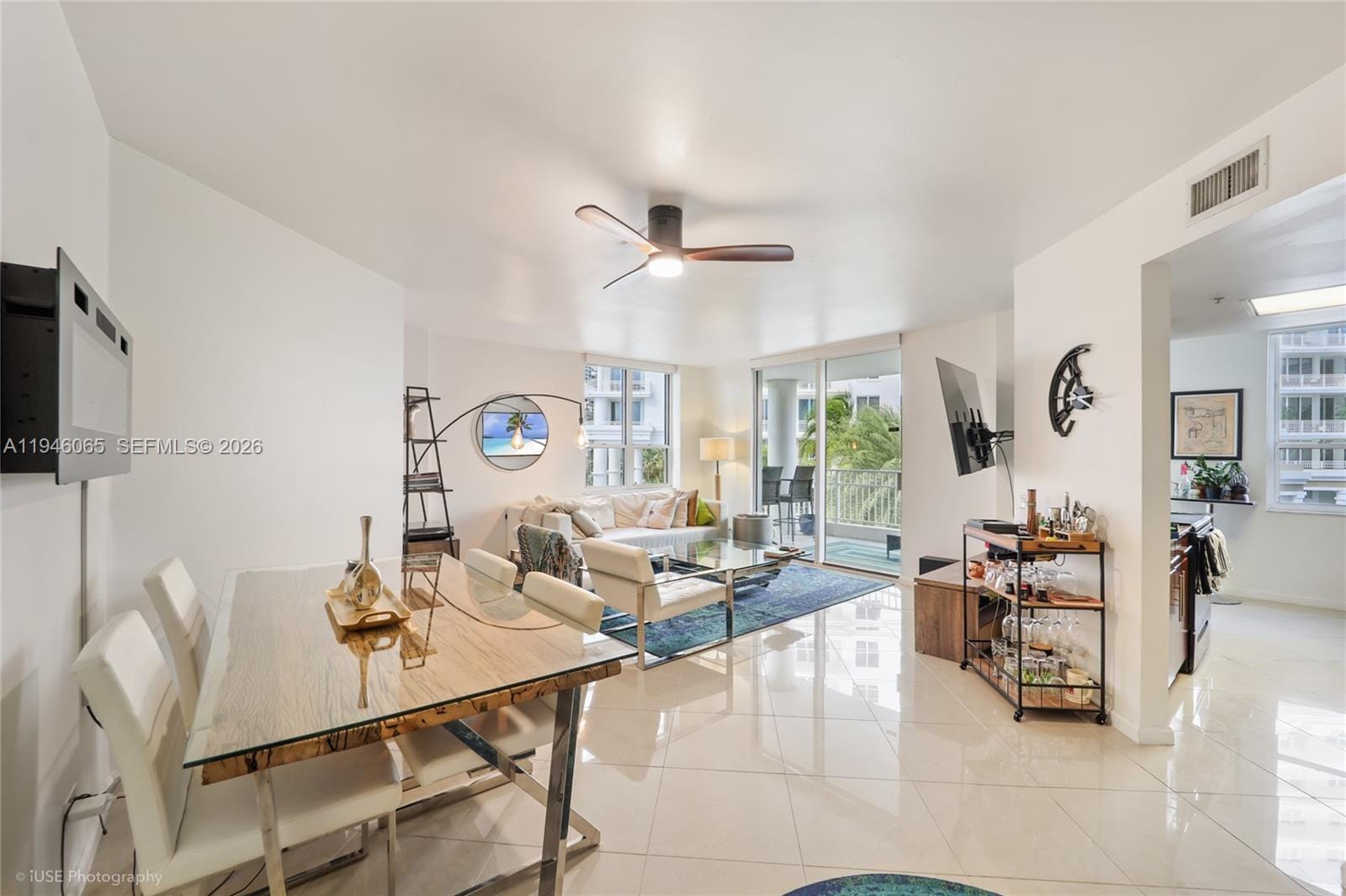701 Brickell Key Boulevard 404, Miami, FL 33131 photo 2