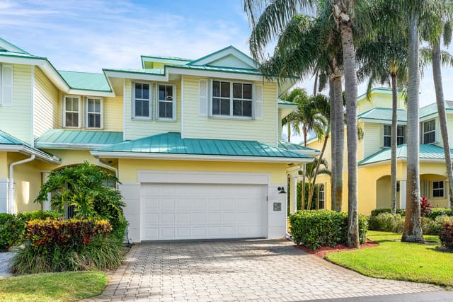 160 Barefoot Cove, sold in Barefoot Cove Townhomes, Hypoluxo, FL