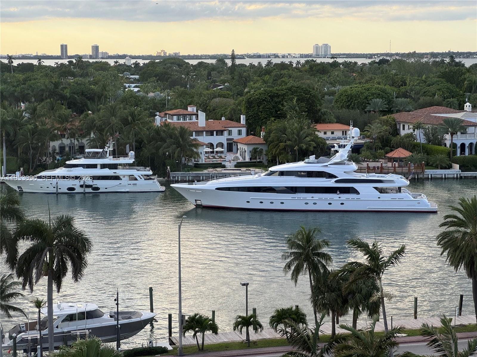 4779 Collins Avenue 907, Miami Beach, FL 33140 photo 28