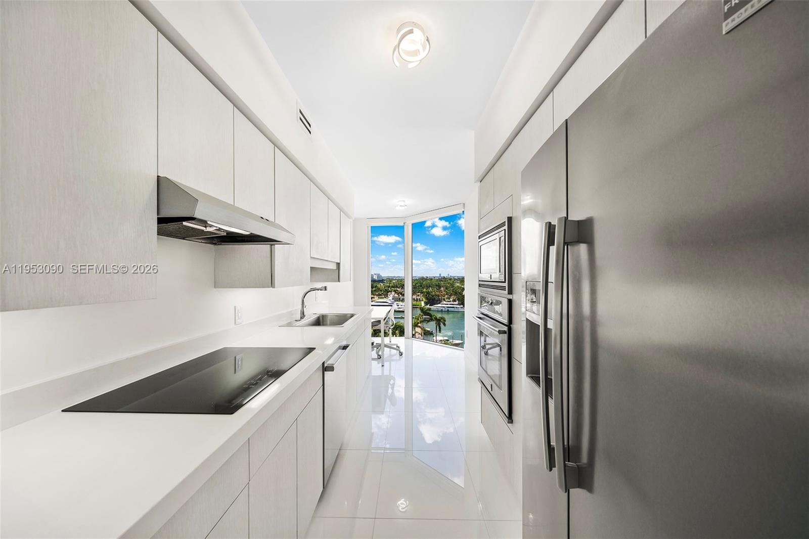 4779 Collins Avenue 907, Miami Beach, FL 33140 photo 6