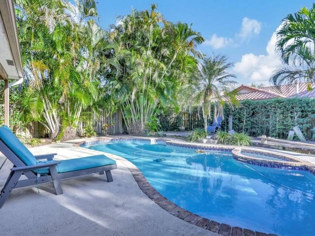 9626 NW 27th Street, sold in Greenwood, Coral Springs, FL