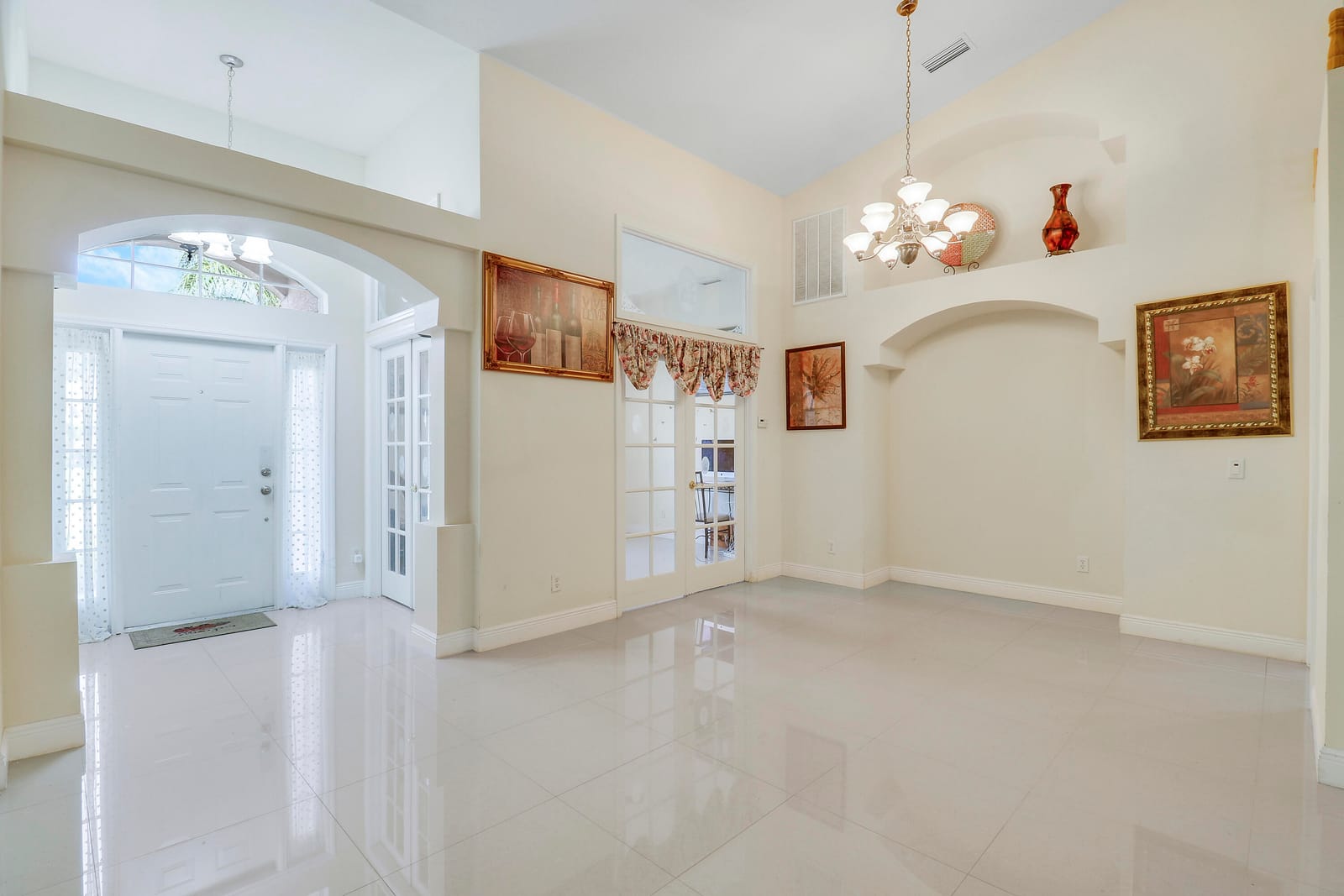 2085 SW Aladdin Street — photo 8