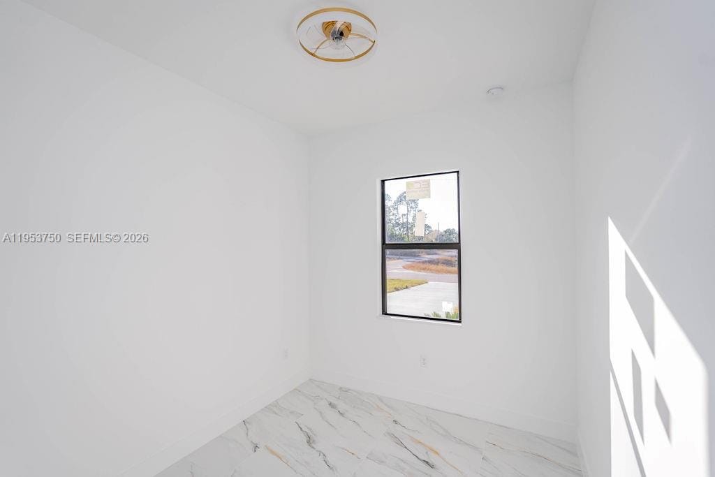 1005 Brenton Avenue — photo 12