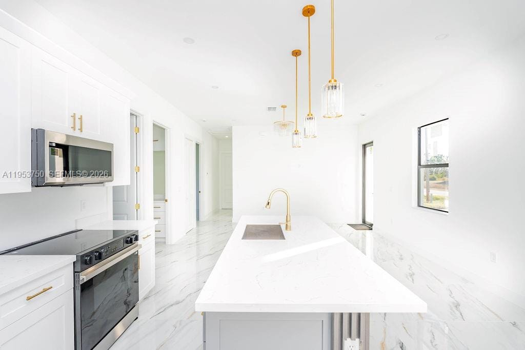 1005 Brenton Avenue — photo 3