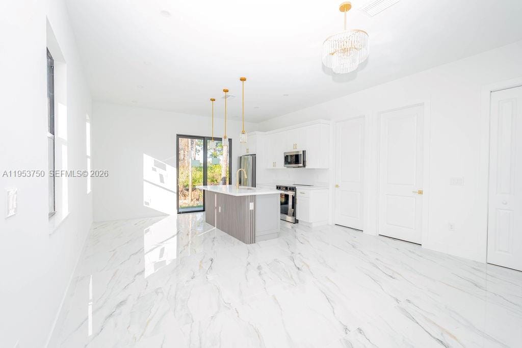 1005 Brenton Avenue — photo 4