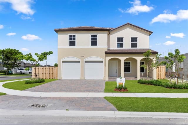 27364 SW 133rd Path, sold in Villas Of Sunrise, Homestead, FL