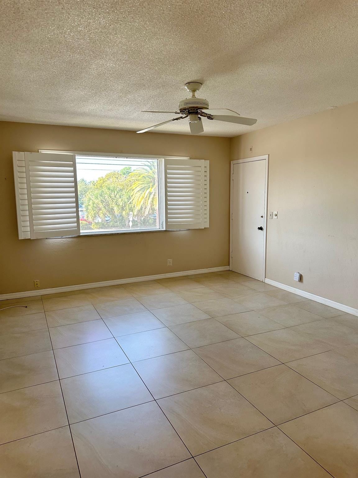 350 S Cypress Road 522 — photo 3