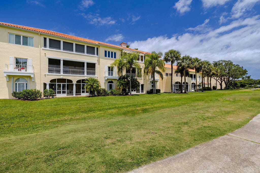 5025 Harmony Circle Circle 103, Vero Beach, FL 32967 photo 22