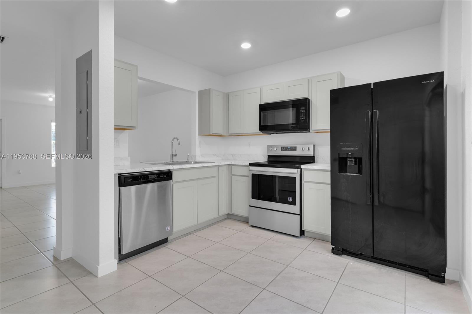 540 NE 5th Terrace — photo 5