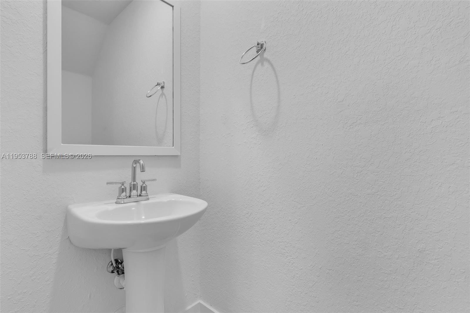 540 NE 5th Terrace — photo 9