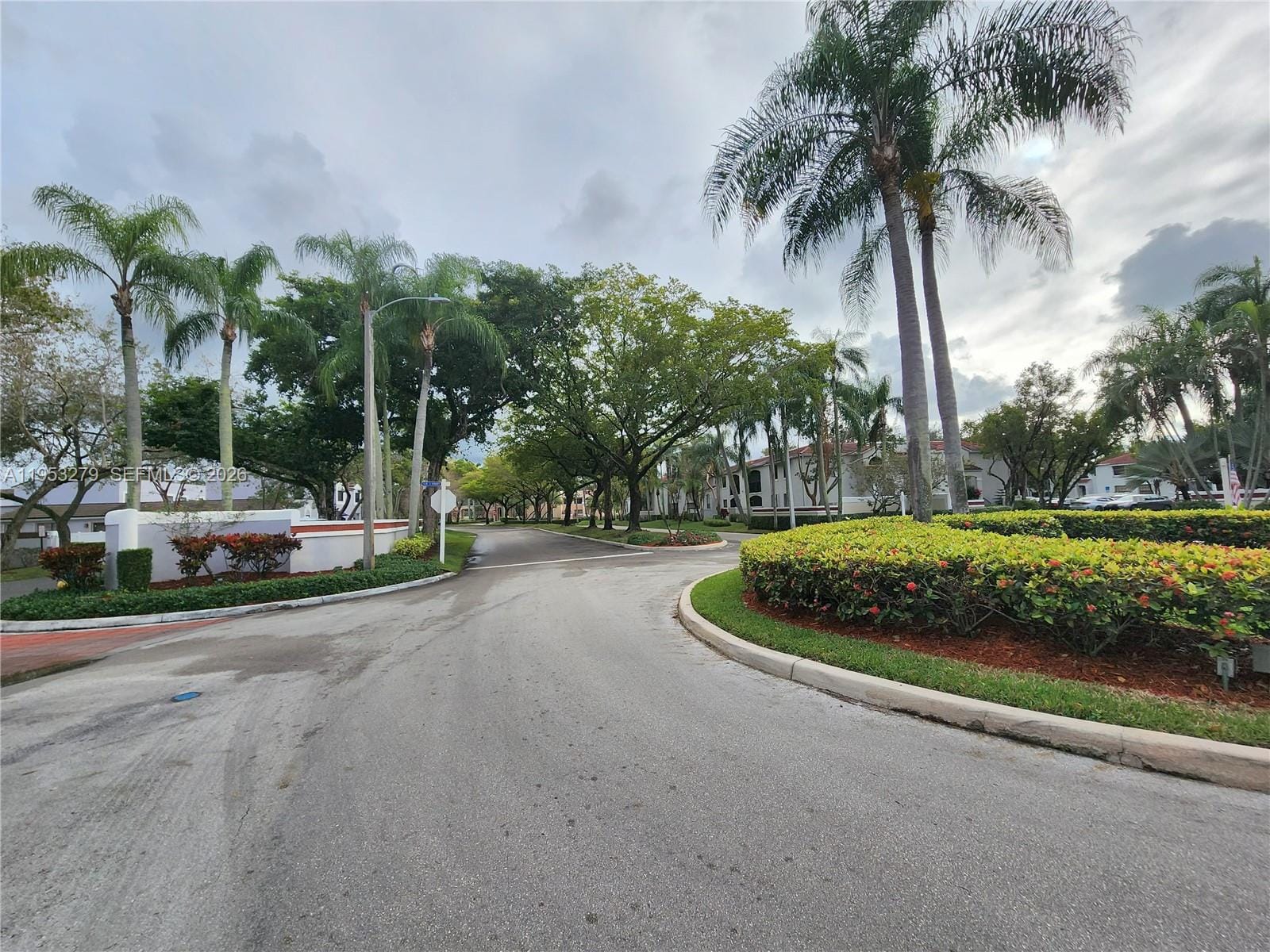 11763 NW 11th Street, Pembroke Pines, FL 33026 photo 27
