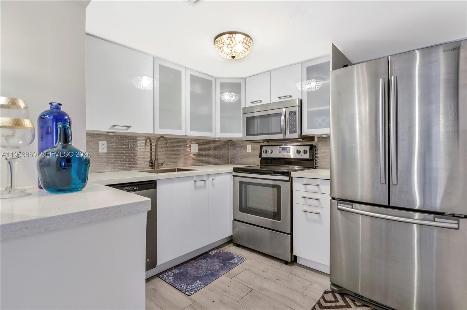 2600 Collins Avenue 204, Miami Beach, FL 33140, Miami Beach