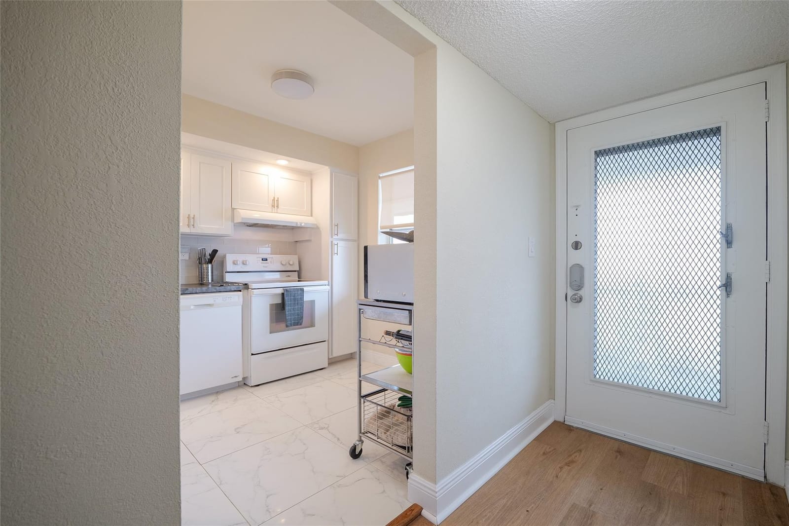 3531 Inverrary Drive 407, Lauderhill, FL 33319 photo 9