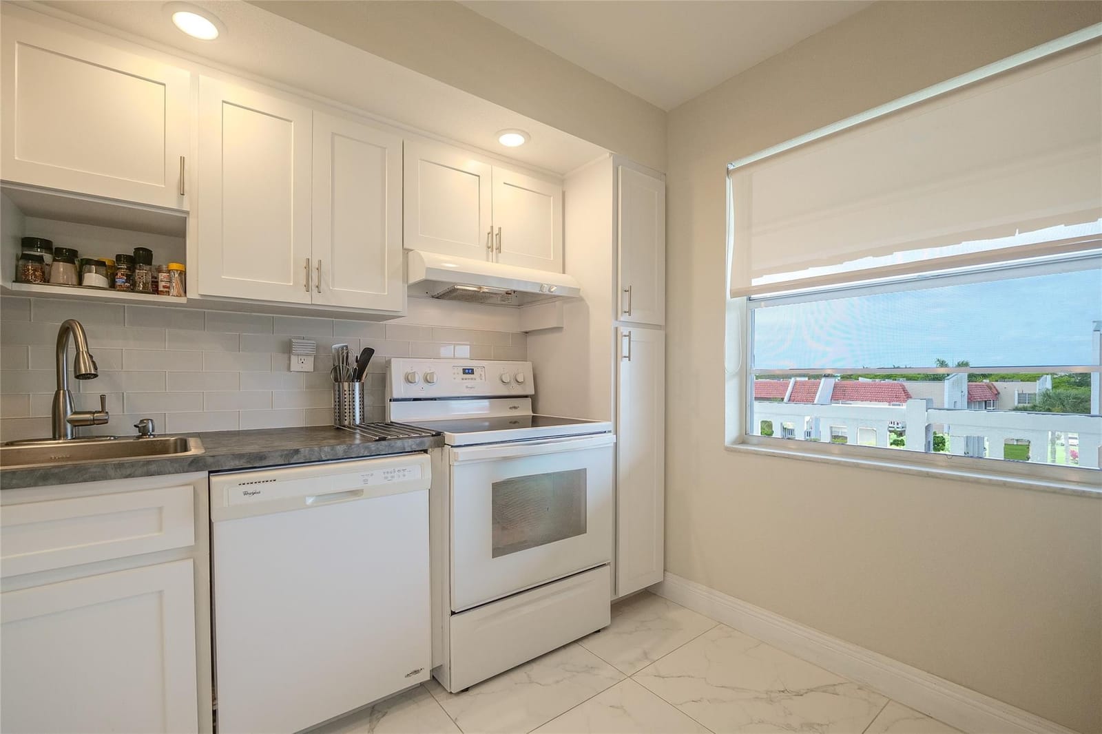 3531 Inverrary Drive 407, Lauderhill, FL 33319 photo 10