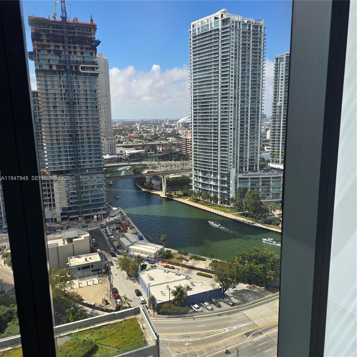 68 SE 6th Street 2110, Miami, FL 33131 photo 30