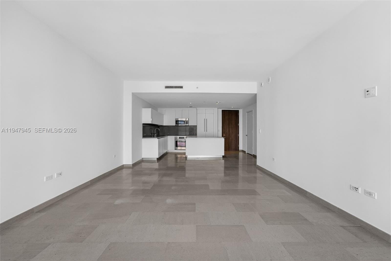 68 SE 6th Street 2110 — photo 7