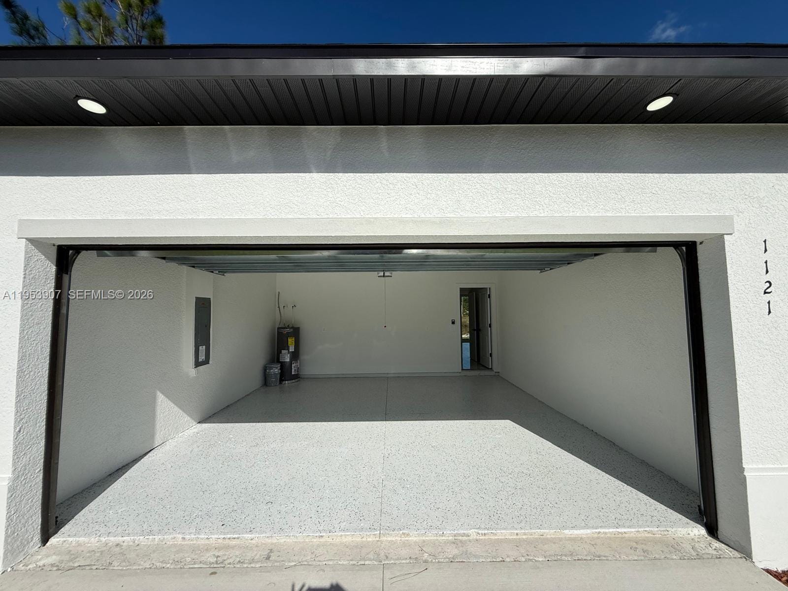 1121 Florence Street E — photo 5