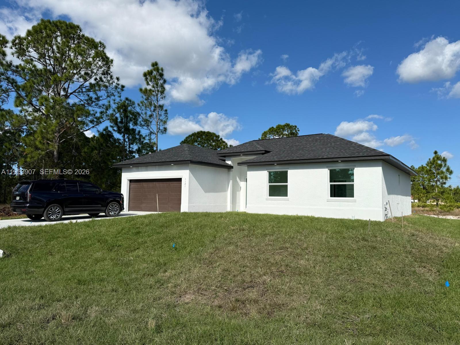 1121 Florence Street E, Lehigh Acres, FL 33974