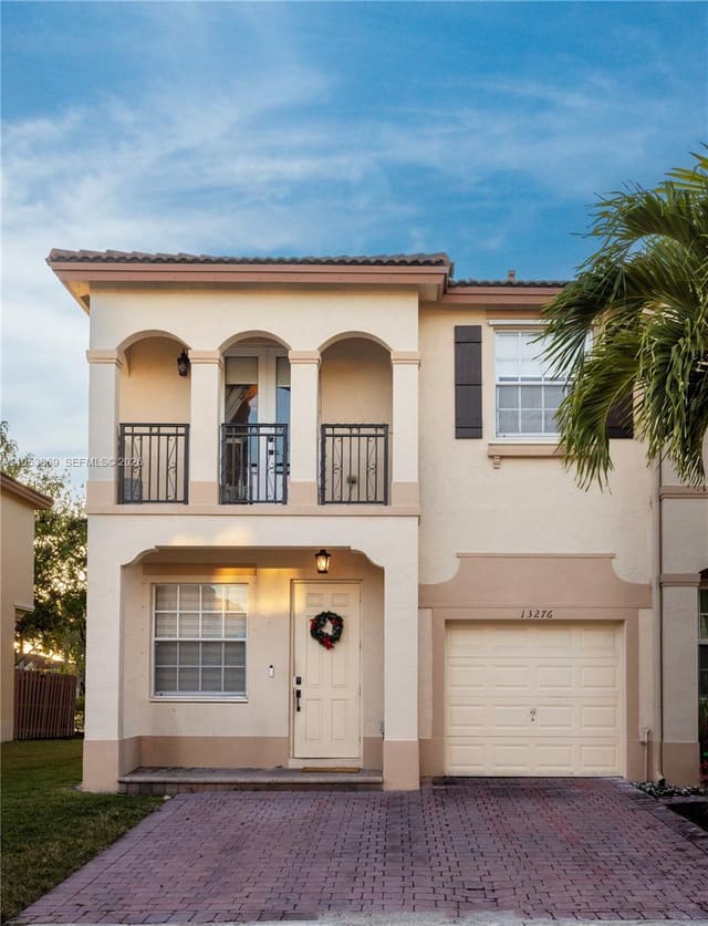 13276 SW 128th Passage, Miami, FL 33186