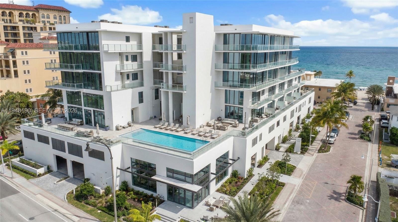 3319 N Ocean Drive TH7 — photo 2