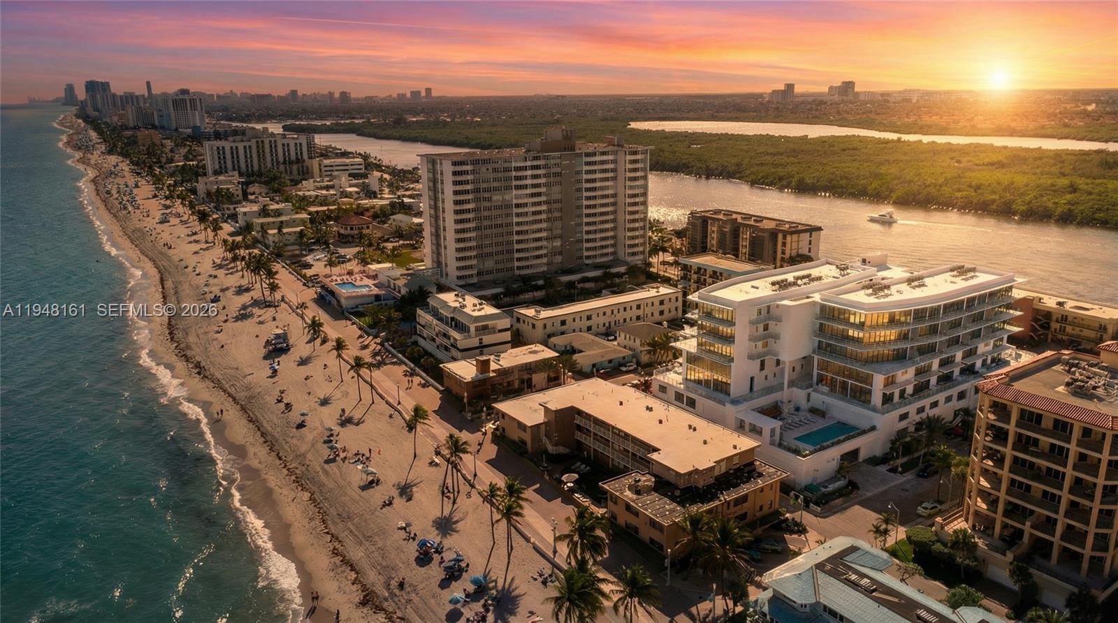 3319 N Ocean Drive TH6 — photo 2