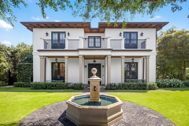 1053 N Lake Way, Palm Beach, FL 33480
