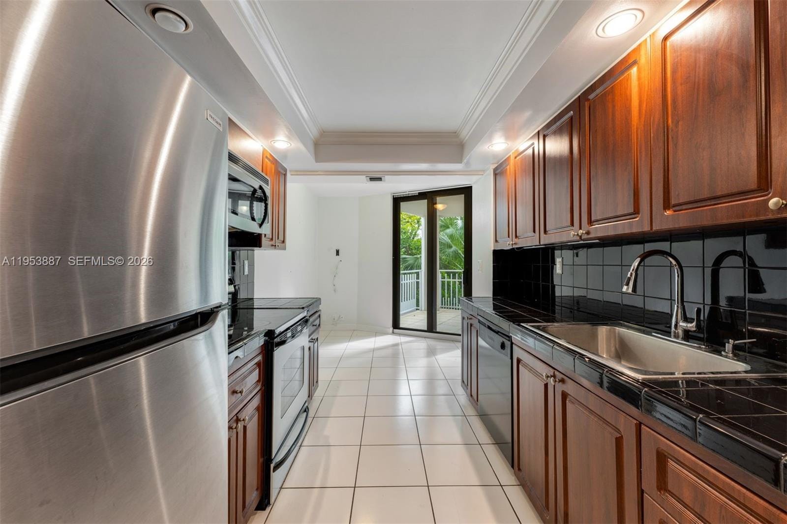 2000 Towerside Terrace 608, Miami, FL 33138 photo 11