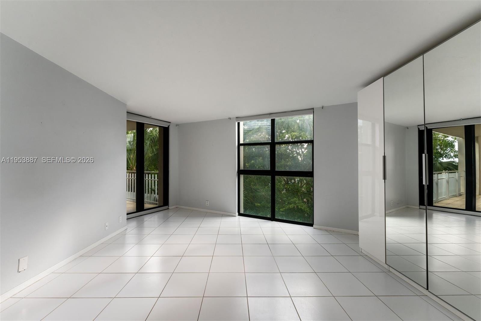 2000 Towerside Terrace 608, Miami, FL 33138 photo 17