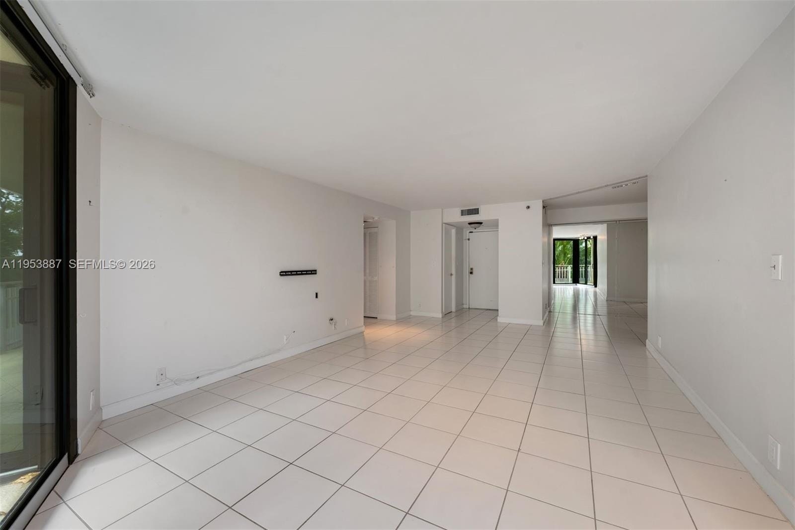 2000 Towerside Terrace 608, Miami, FL 33138 photo 4