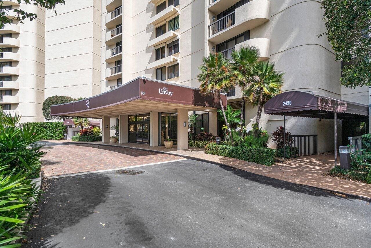 2450 Presidential Way 607, West Palm Beach, FL 33401 photo 28