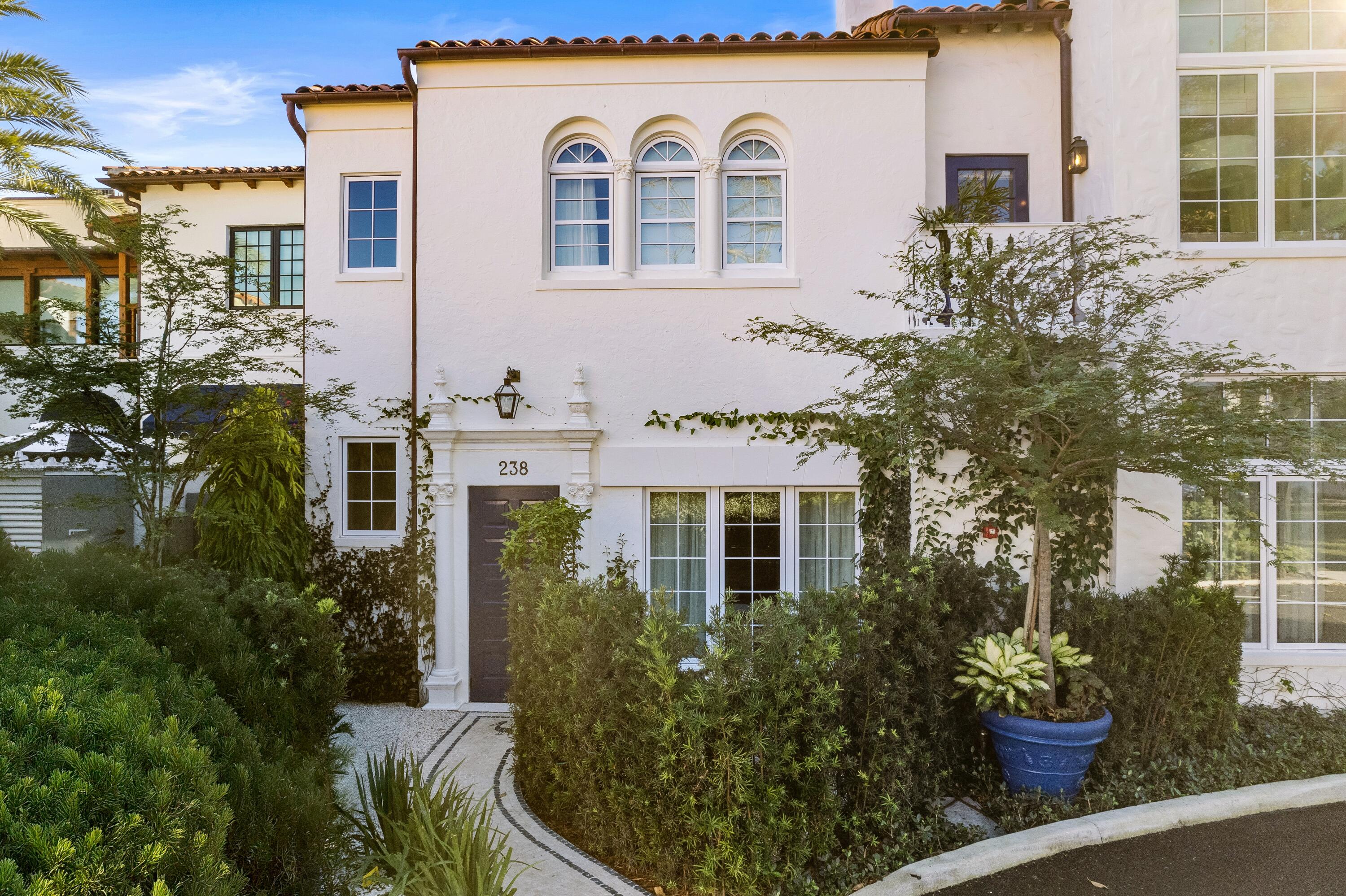 238 Phipps Plaza, Palm Beach, FL 33480, Palm Beach