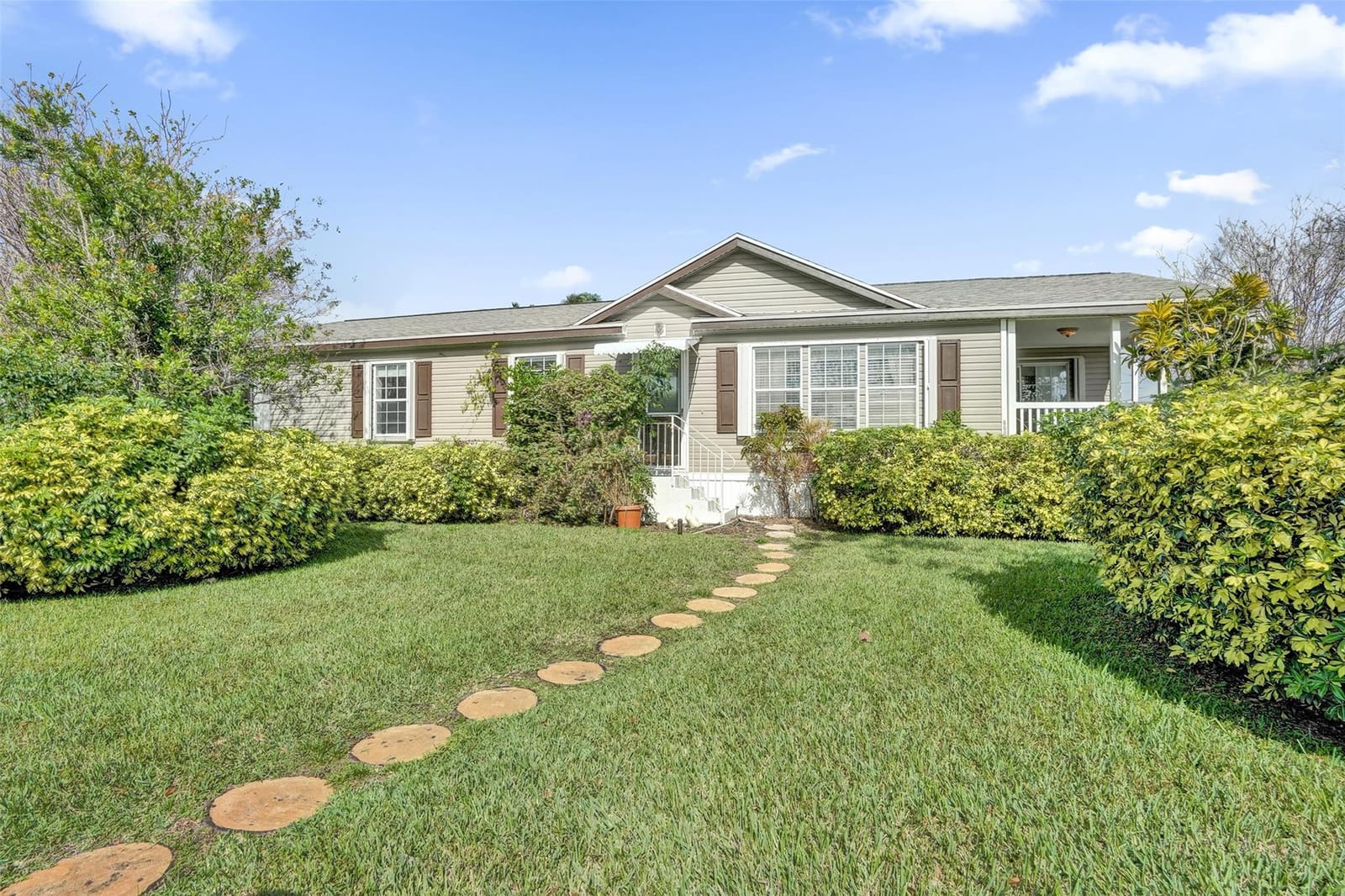 8601 SW 21st Court, Davie, FL 33324 photo 2