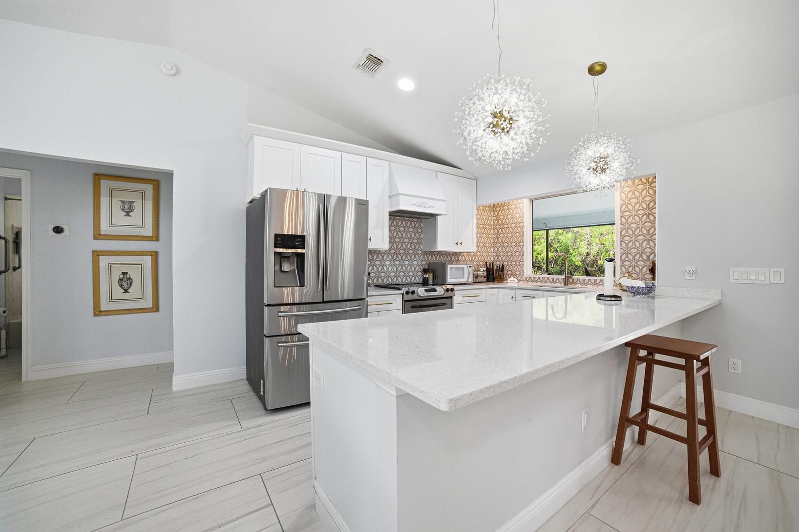 949 SW Curtis Street — photo 3