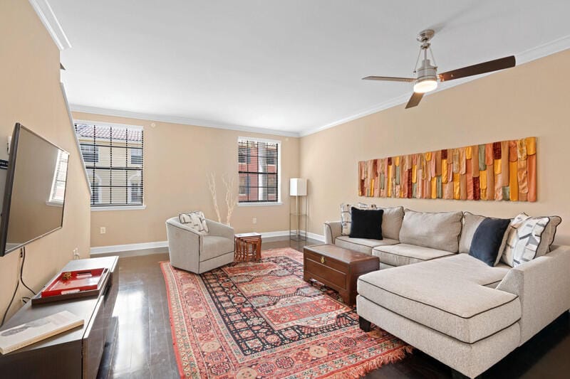 656 Fern Street — photo 2