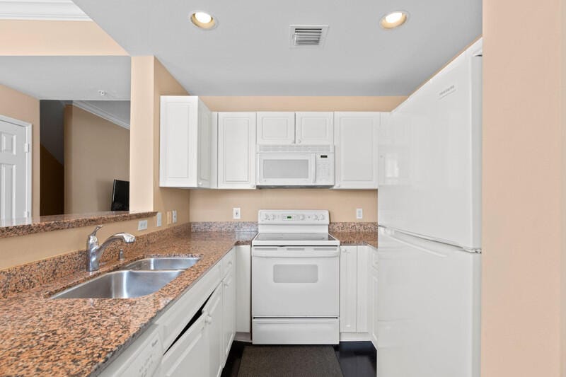 656 Fern Street — photo 4