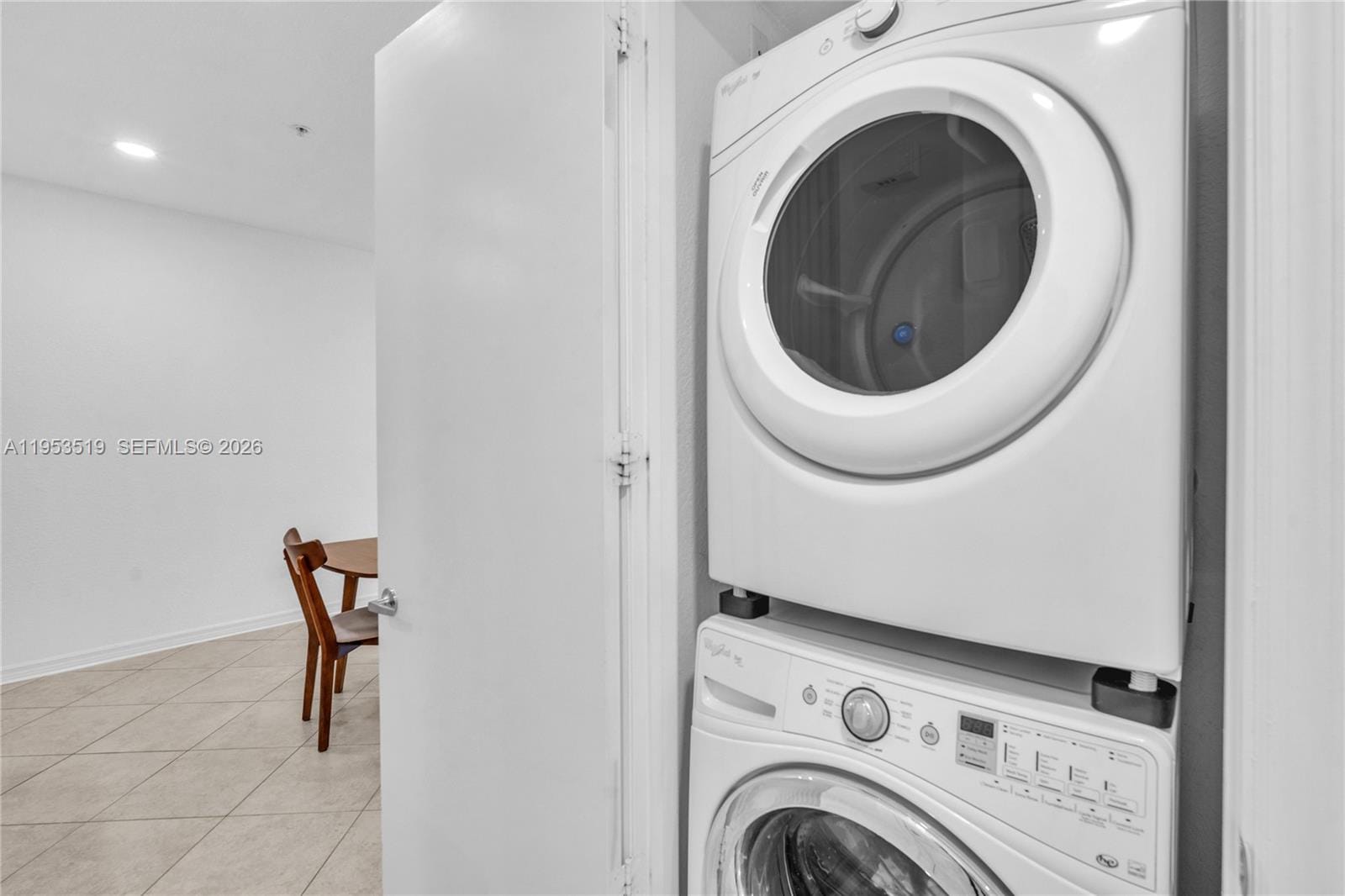 121 NW 2nd Avenue 4, Hallandale Beach, FL 33009 photo 11