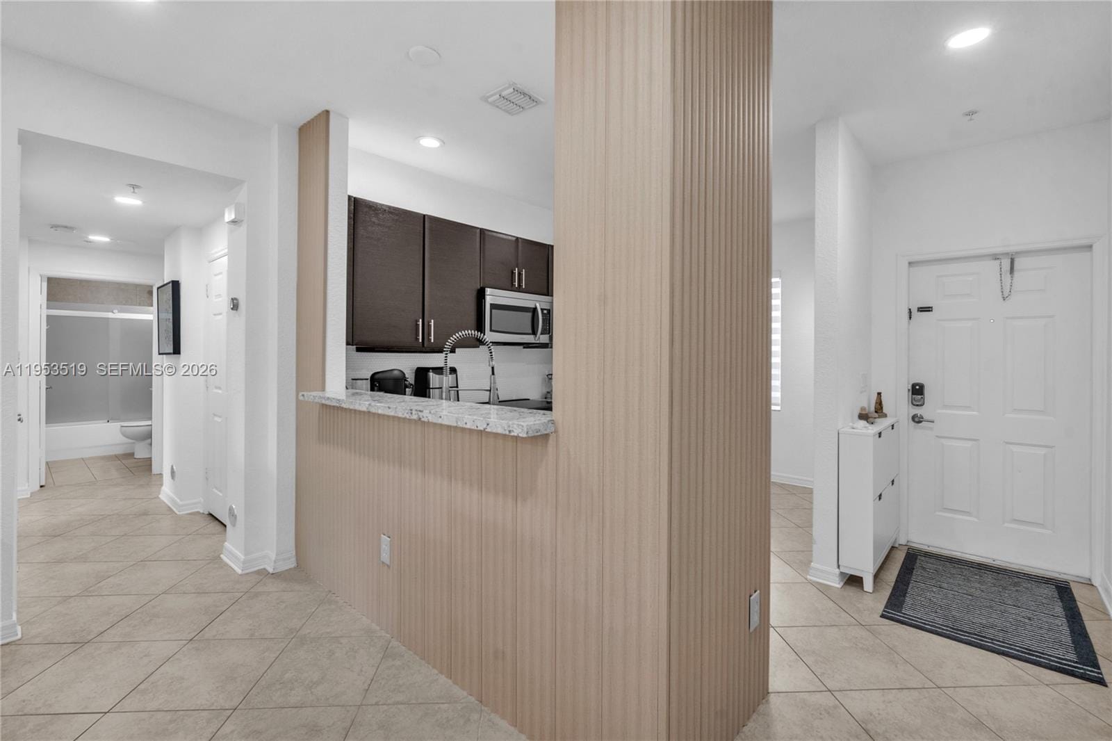 121 NW 2nd Avenue 4, Hallandale Beach, FL 33009 photo 6