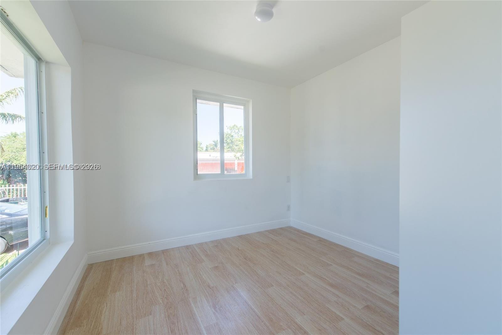 11515 NE 12th Avenue, Miami, FL 33161 photo 14