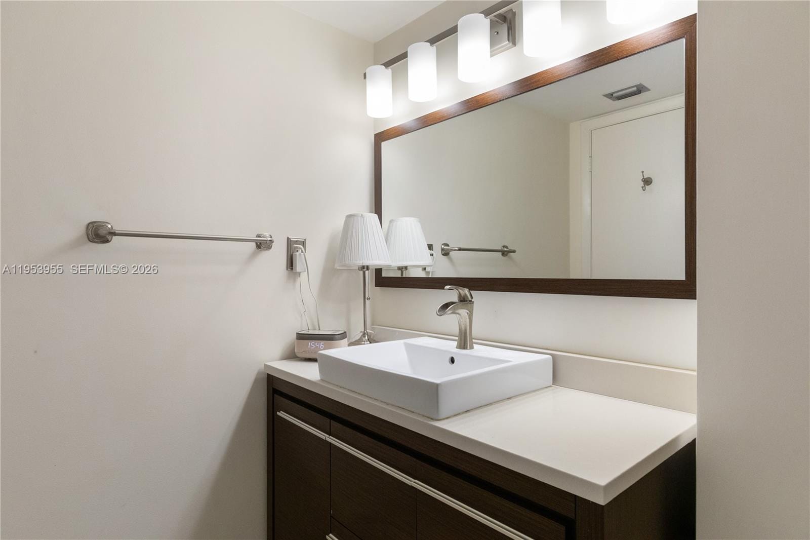 300 Three Islands Boulevard 417 — photo 11