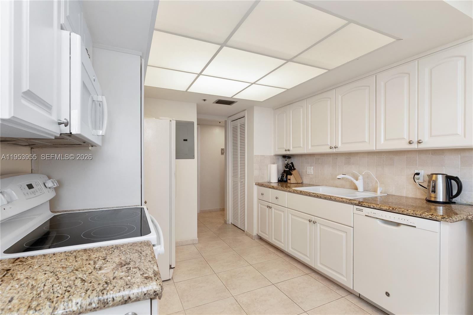 300 Three Islands Boulevard 417, Hallandale Beach, FL 33009 photo 22