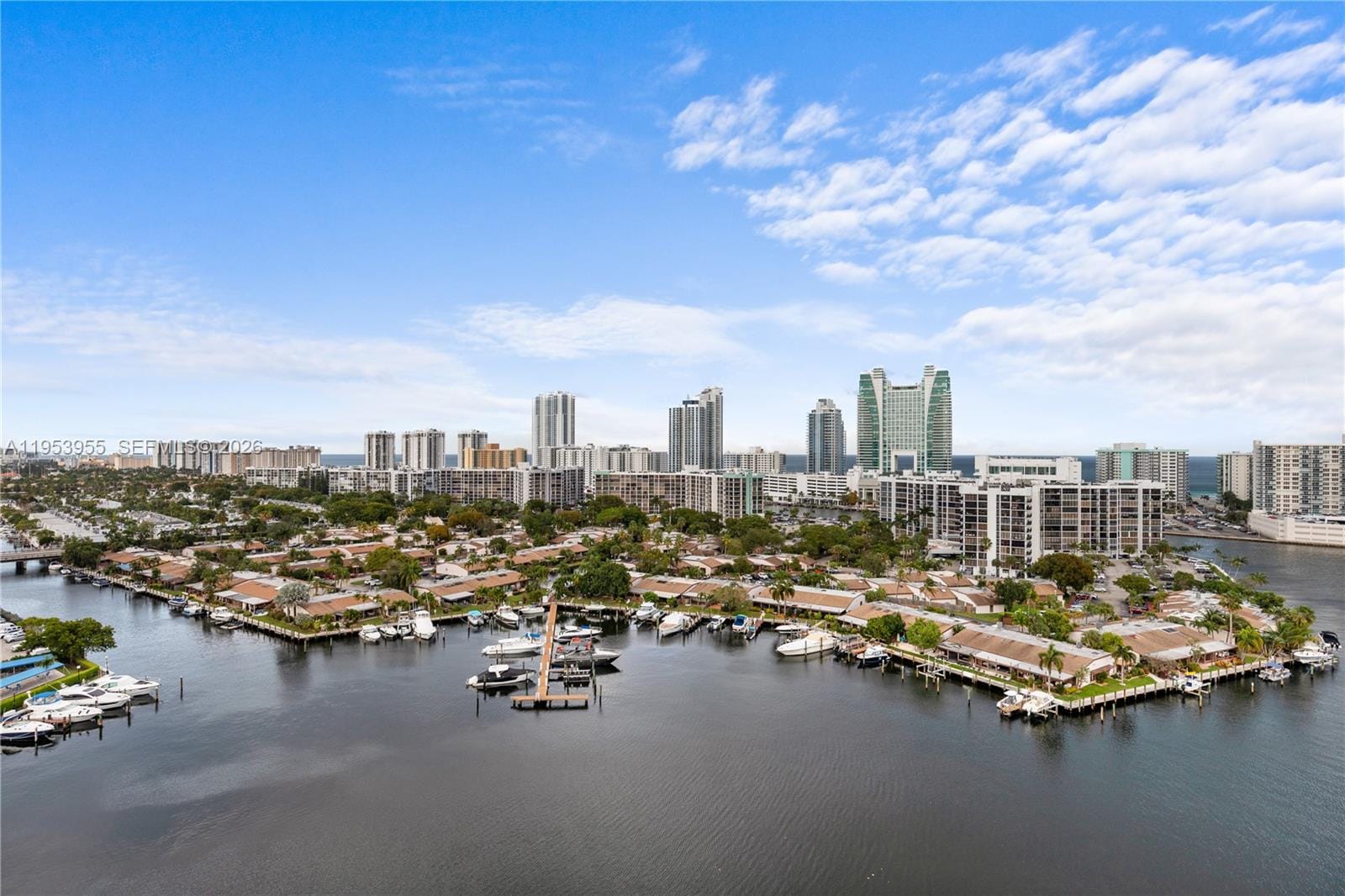 300 Three Islands Boulevard 417 — photo 6