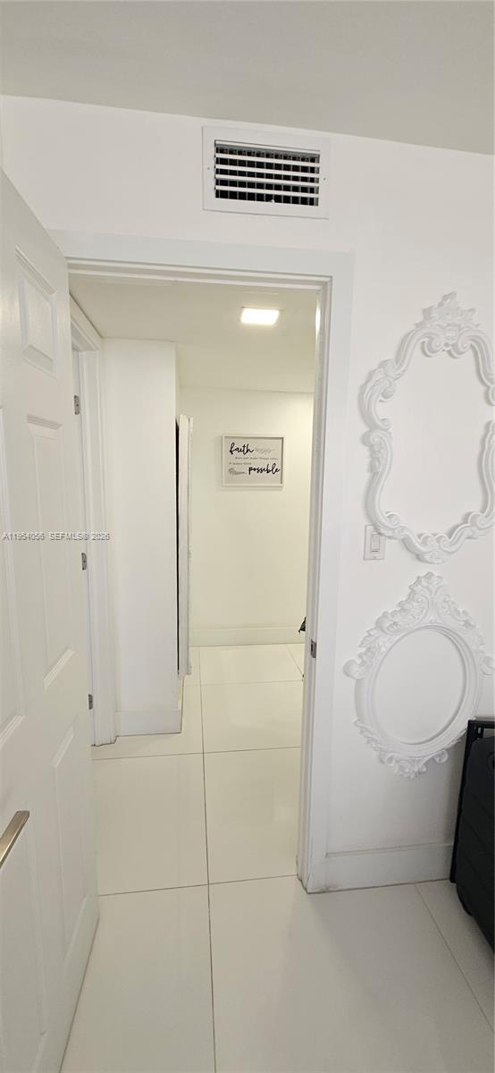 18041 Biscayne Boulevard 1405, Aventura, FL 33160 photo 27