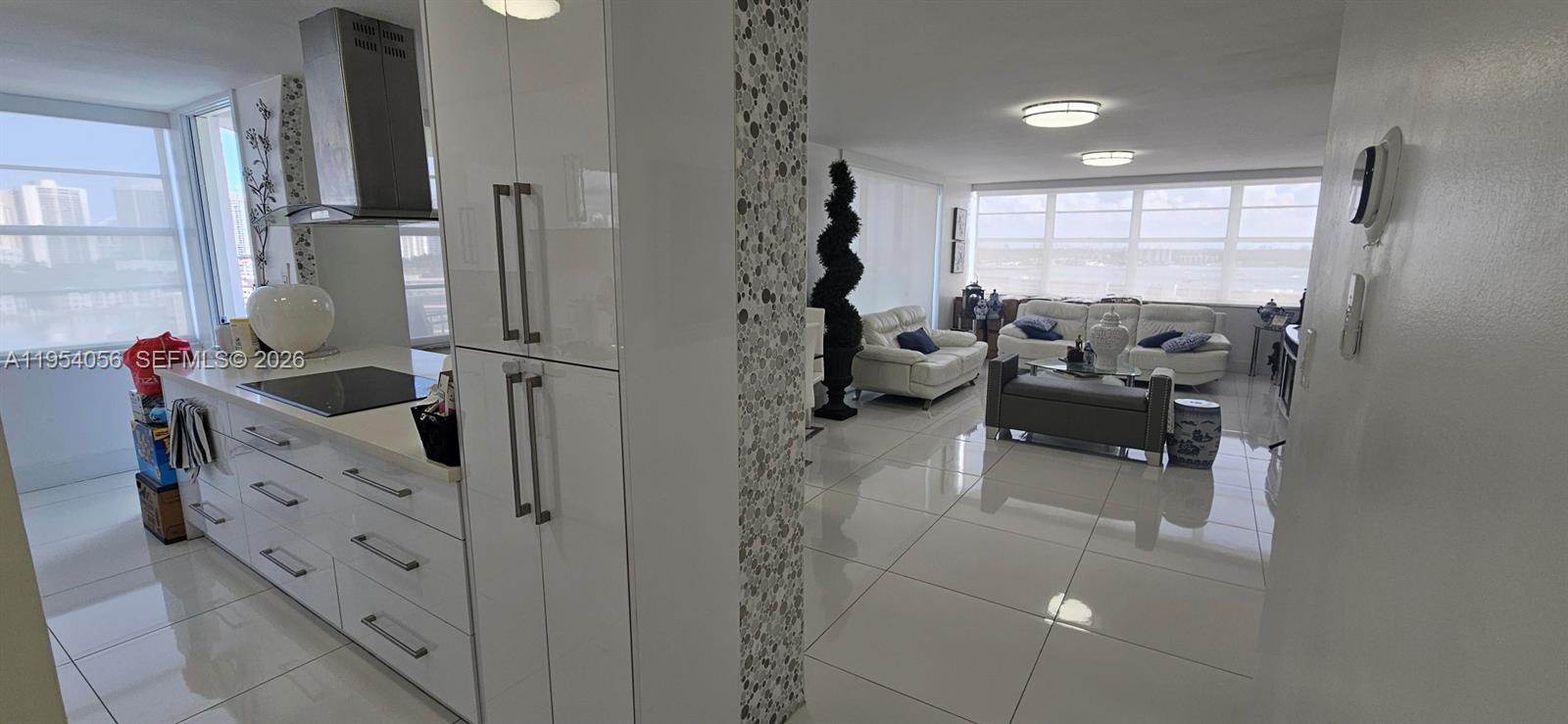 18041 Biscayne Boulevard 1405 — photo 7