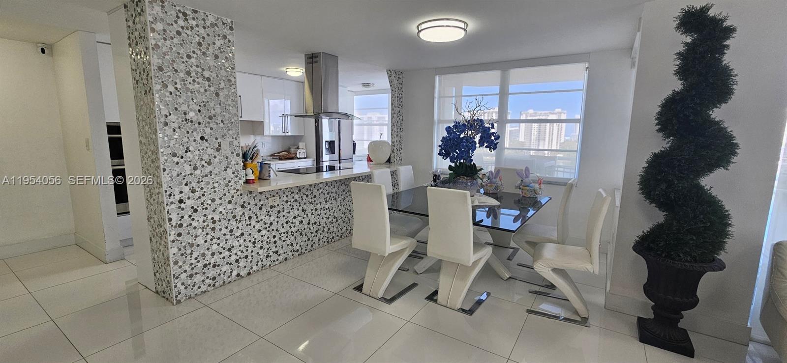 18041 Biscayne Boulevard 1405 — photo 9