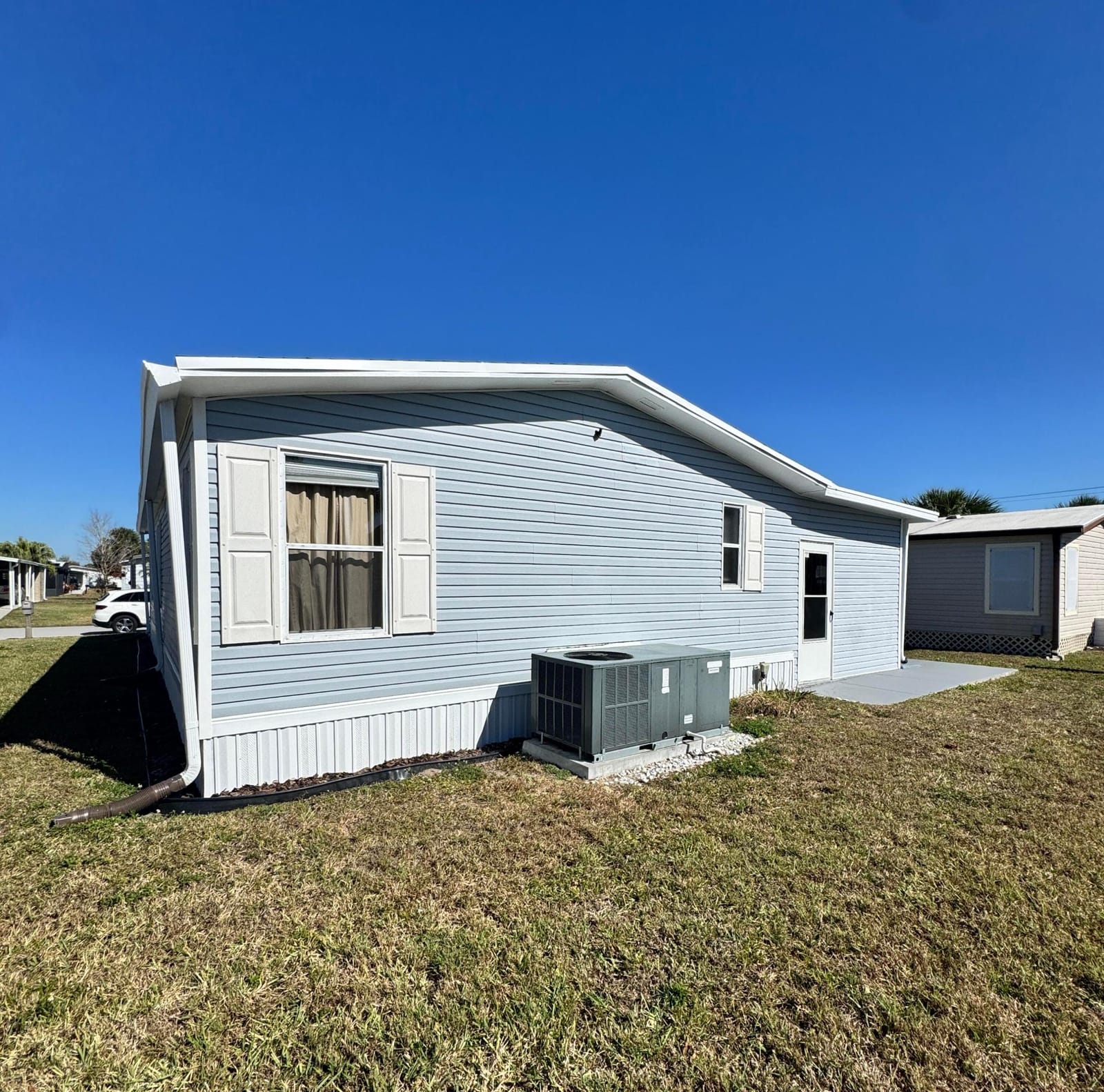 13953 Adelfa Avenue — photo 7