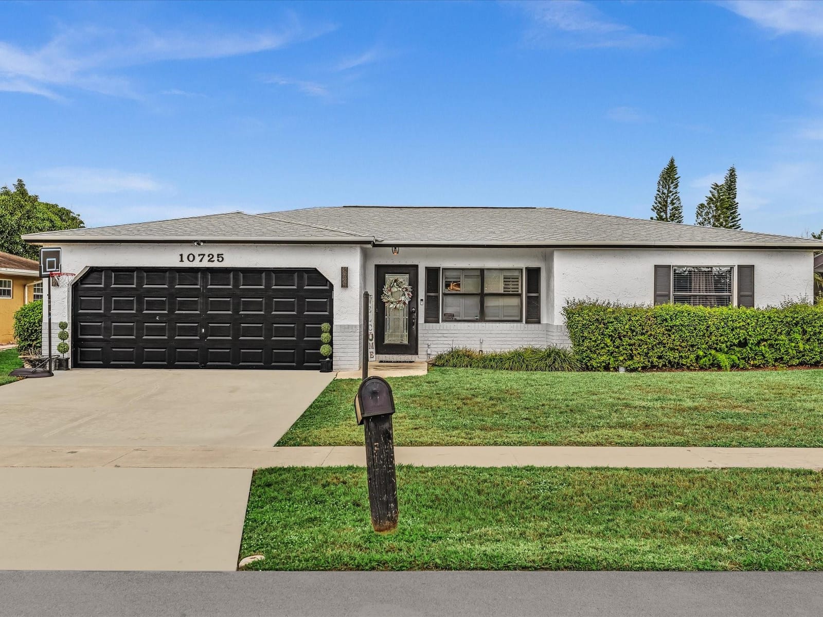 10725 Eureka Street — photo 5